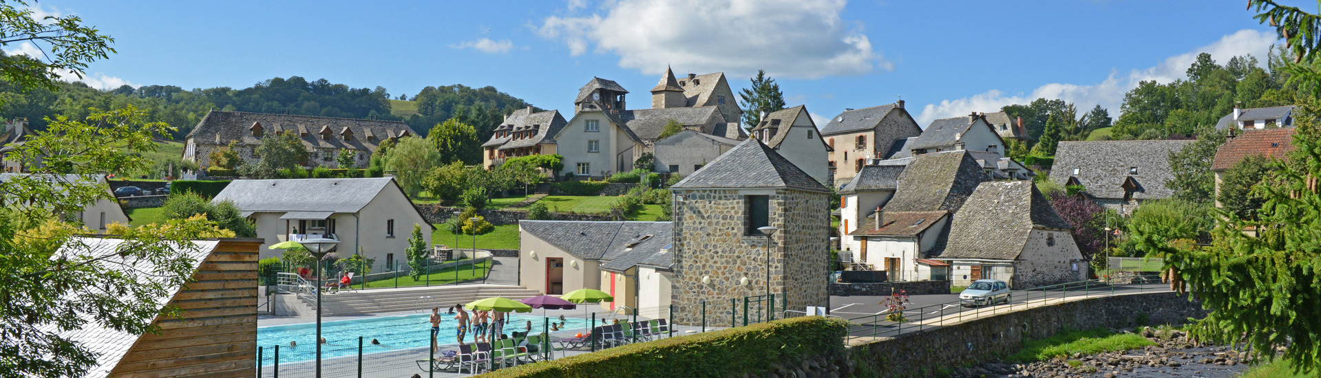 Hébergements Brommat Aveyron Cantal natura bien etre